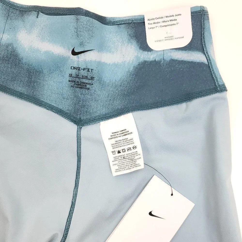 Nike One Luxe Women's 7" Mid Rise Training Shorts DO7814-058 - Picture 9 of 14